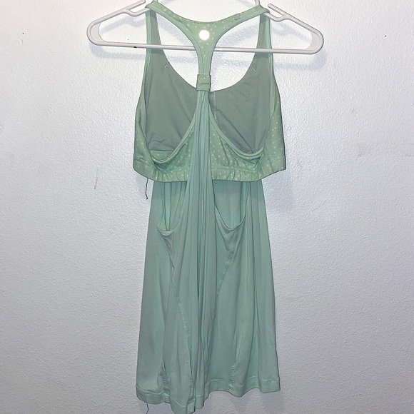 Lululemon Size 6 Mint No Limits Sports Bra Tank - Picture 2 of 6